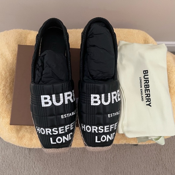 Authentic Burberry Espadrilles - Picture 5 of 15